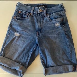 Size 4 Aeropostale high rise bermuda shorts